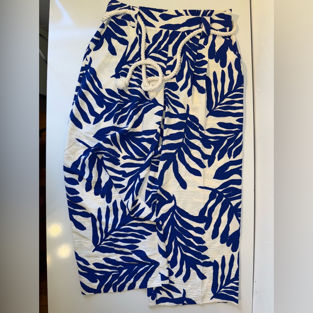 RACHEL ZOE WIDE LEG BLUE & WHITE TROPICAL PRINT ROPE BELT PANTS SZ M